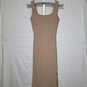 NWT Sadie & Sage Popcorn Midi Dress w/ Slit Taupe S